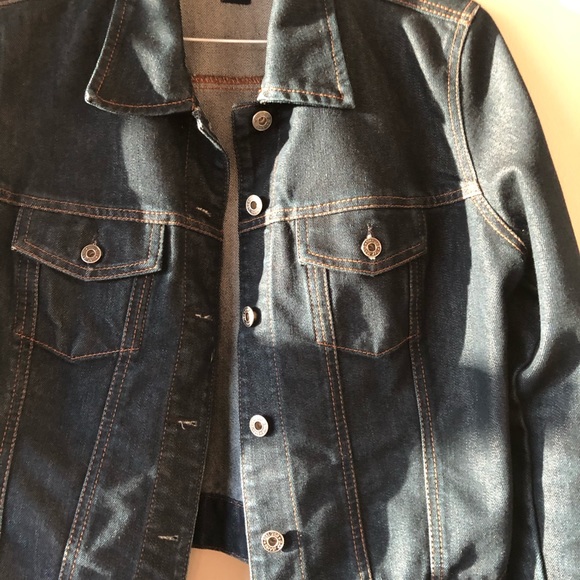 The Gap Denim Jacket - Picture 5 of 6